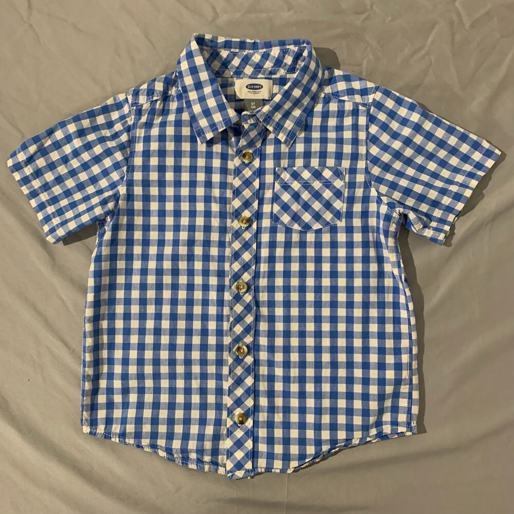 Old Navy boys’ short-sleeve button-down shirt in blue & white gingham check 5T
